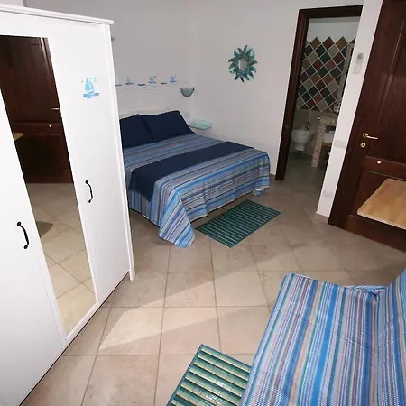 Acquamarina Вилласимиус